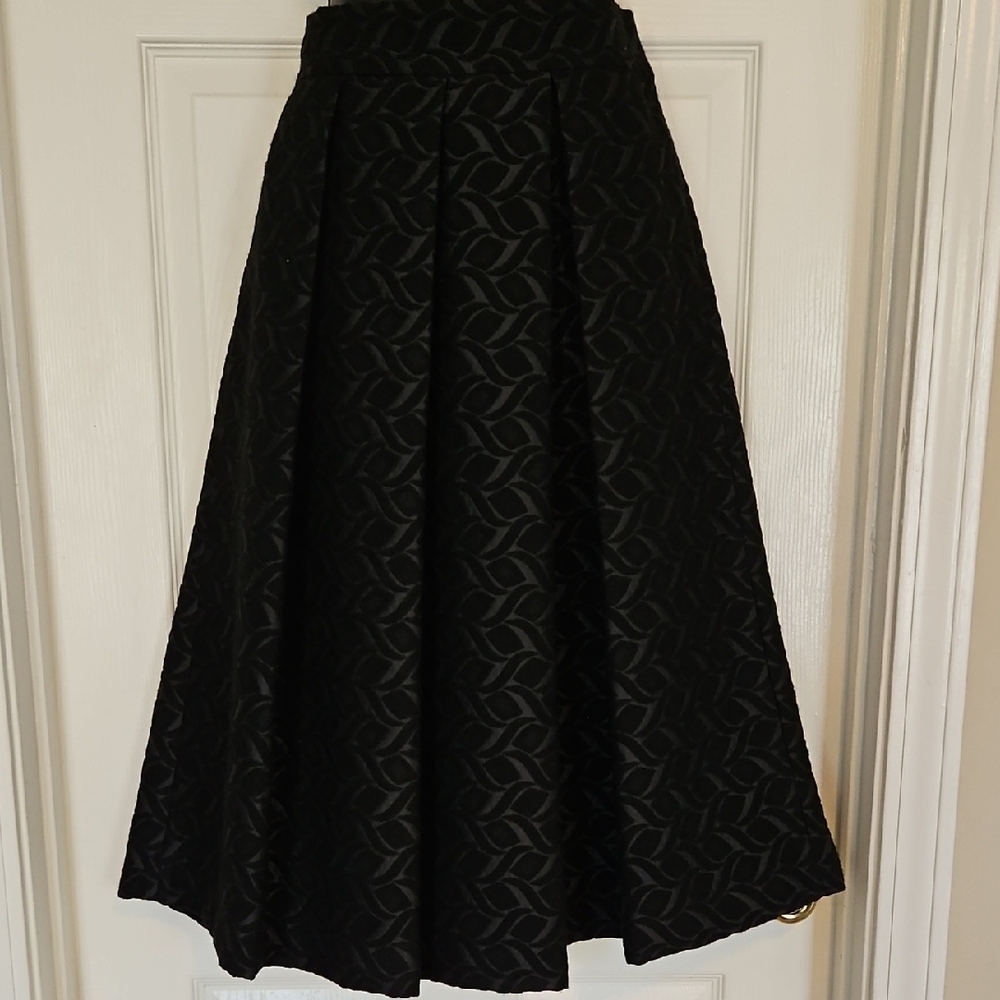 Zara Black Patterned A-Line Skirt